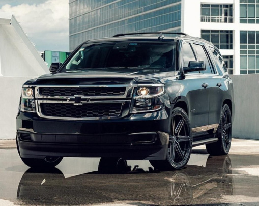 Chevrolet Suburban — vista principal